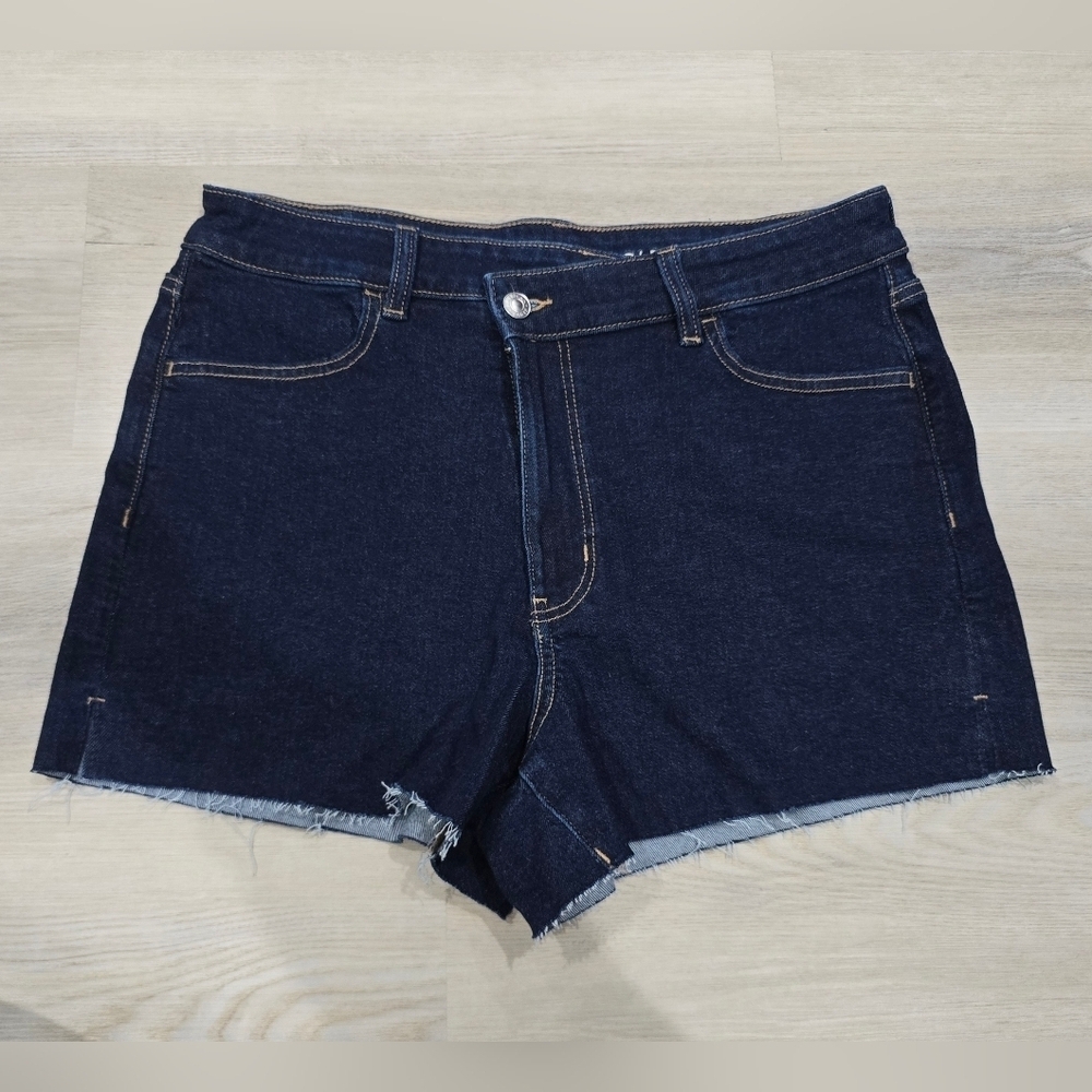 American Eagle Stretch Crossover Waist Denim Mom Short Size 12 NWOT